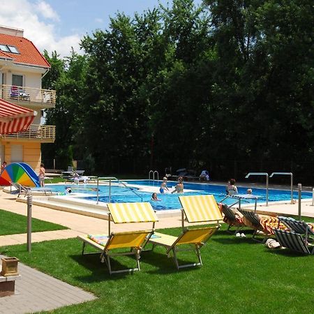 Hajdúszoboszló Panorama Wellness Apartman Hotel الغرفة الصورة
